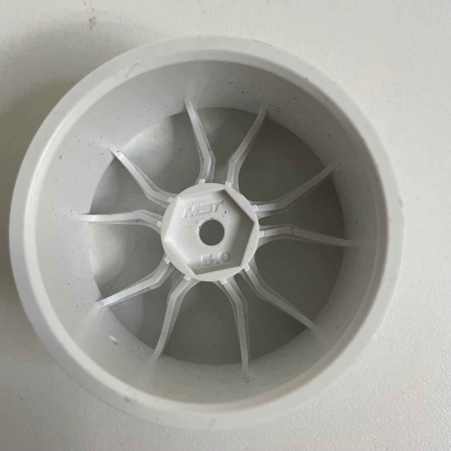 MST White Wheels Offset 5mm
