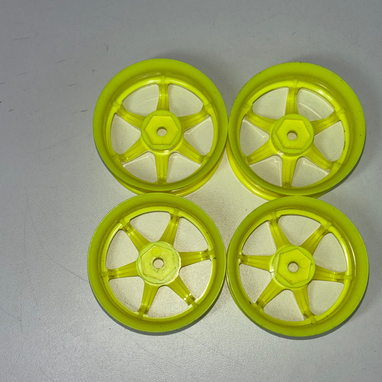 Yellow 6 Spoke Wheels Offset 6mm
