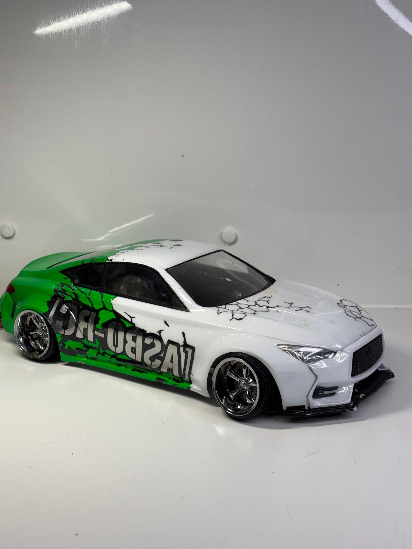 Shibata Asbo-RC Green White Bodyshell