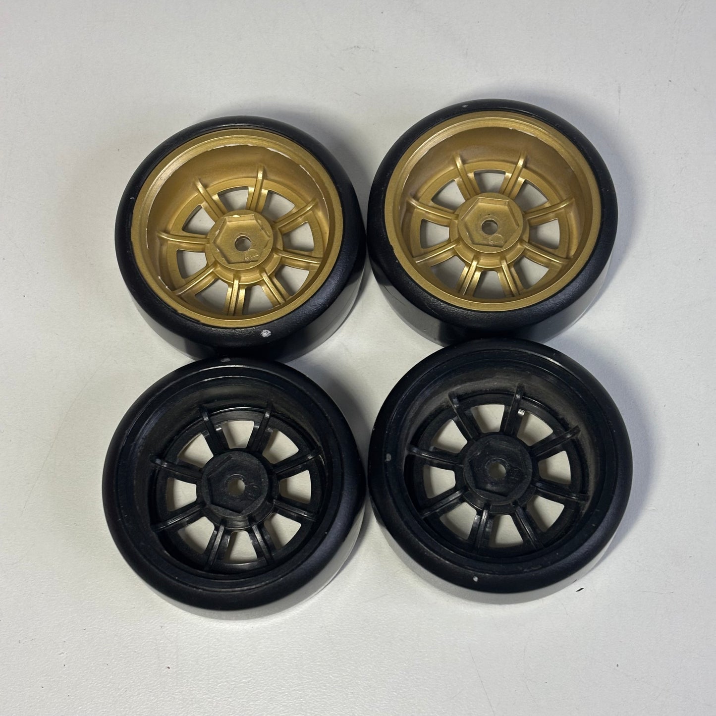 Gold 7mm Offset Wheeks With MST Silver Dot Tyres