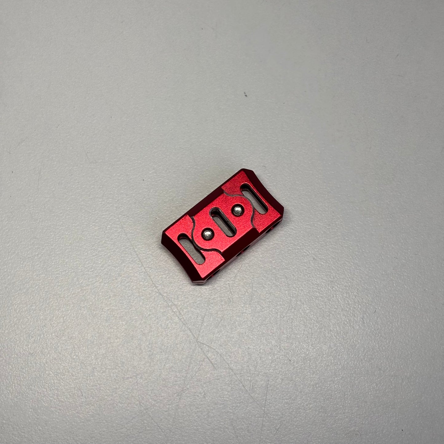 Slideology Red 3 Wire Cable Clamp