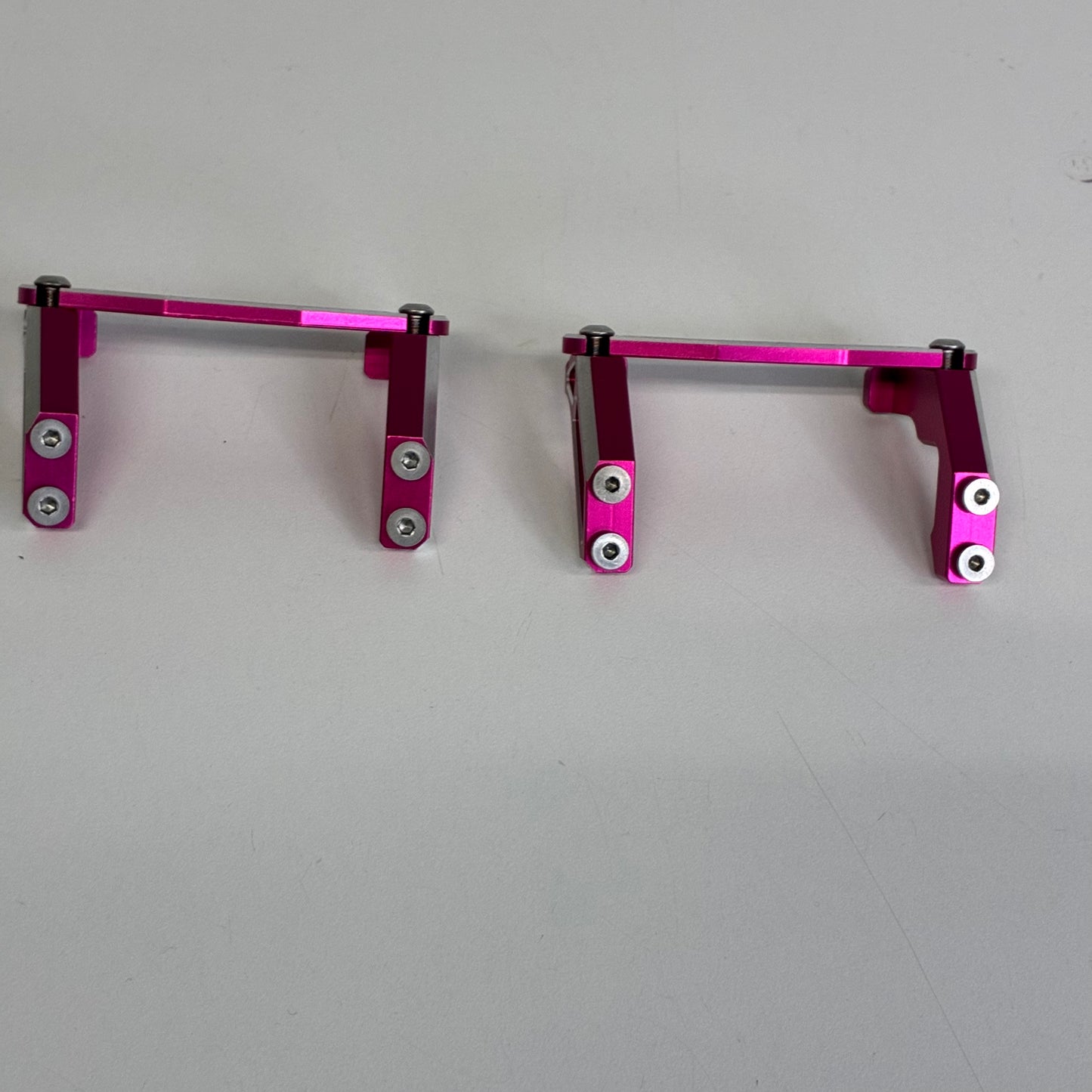 3Racing Sakura D4 Pink Battery Mounts