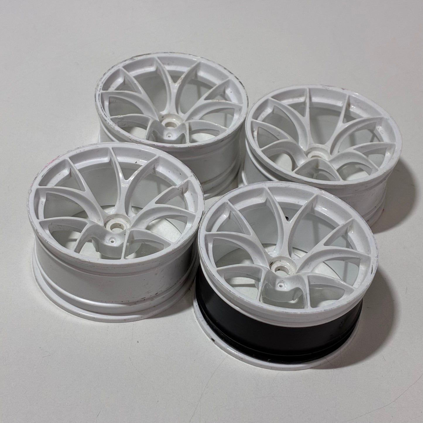 MST Offset 8.0 White Wheels