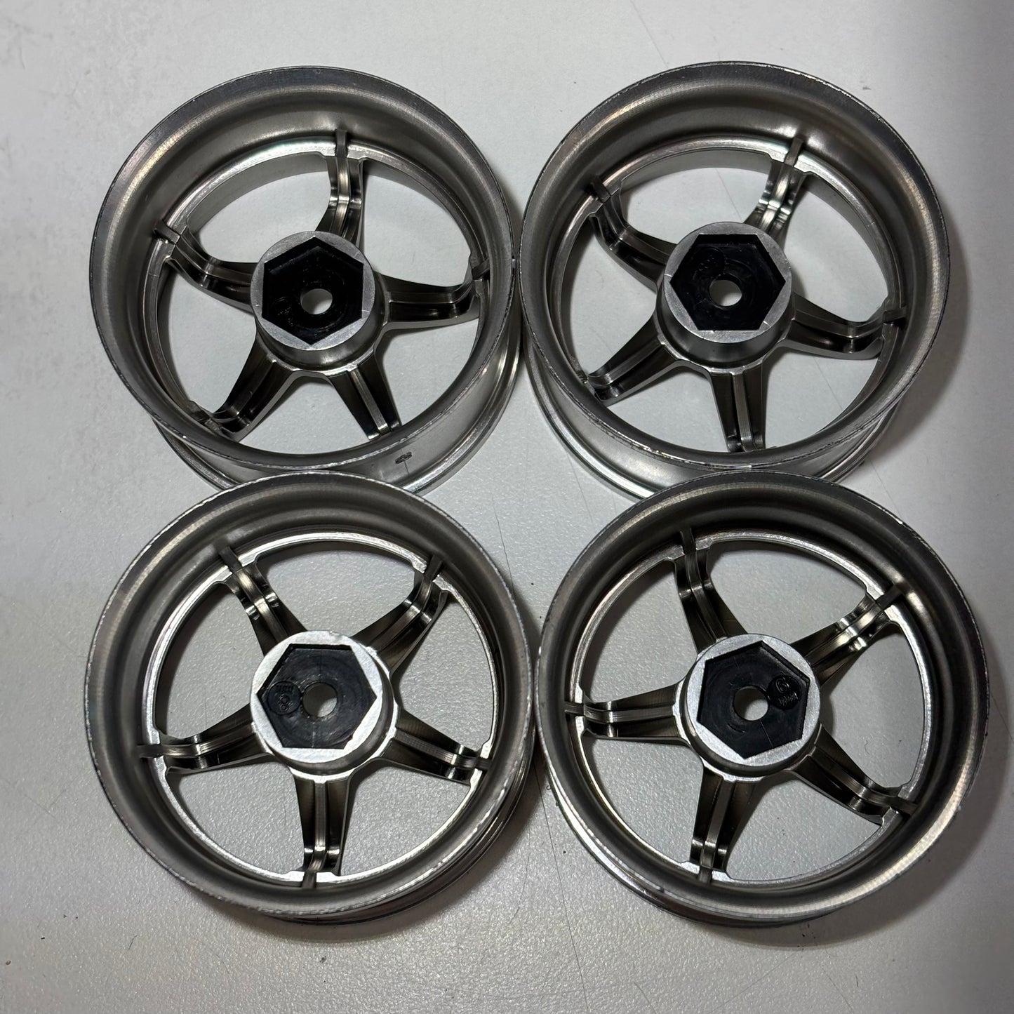 Gunmetal Grey Wheels Offset 6mm & 8mm