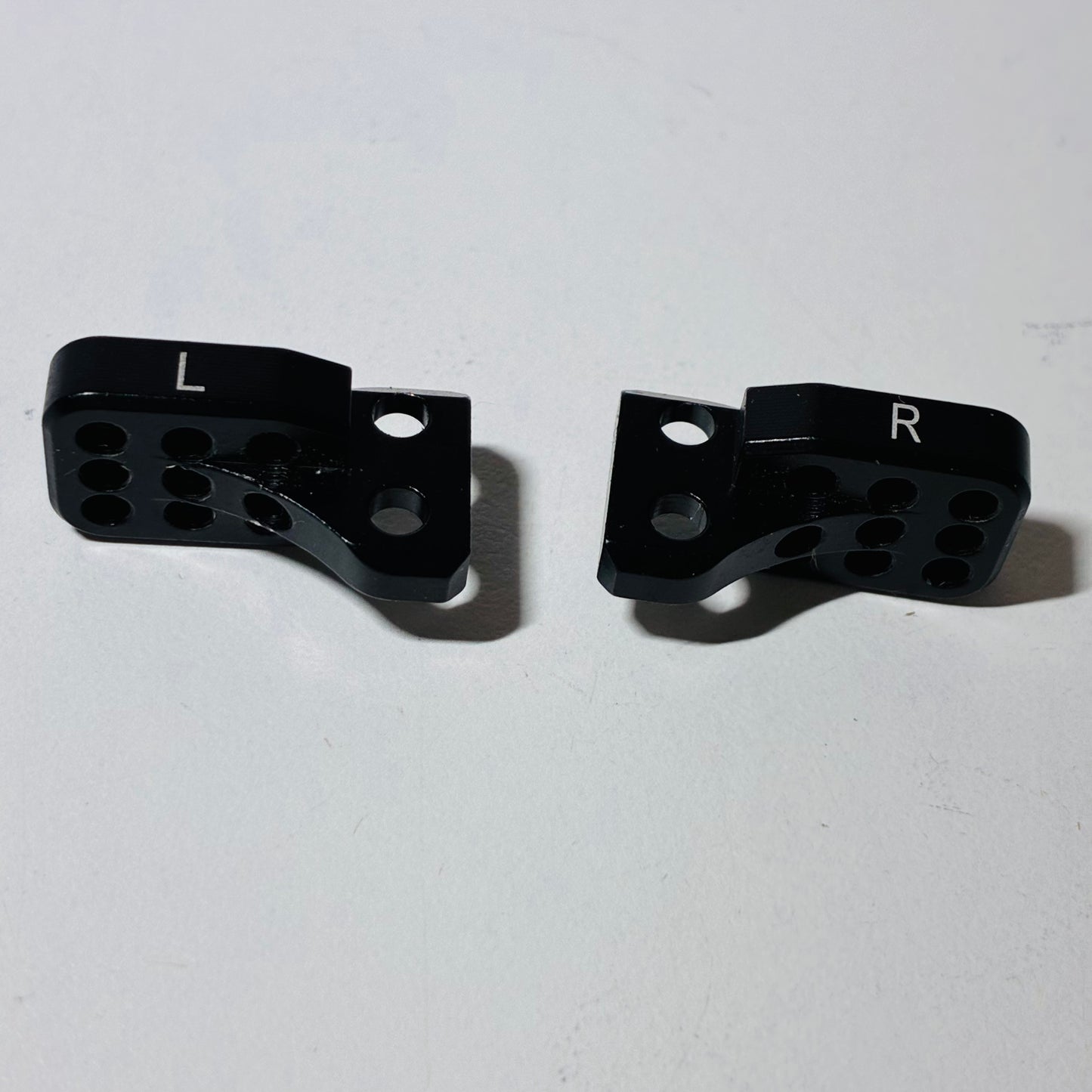 Reve D MC-1 6 Hole Rear Upper Arm Mounts