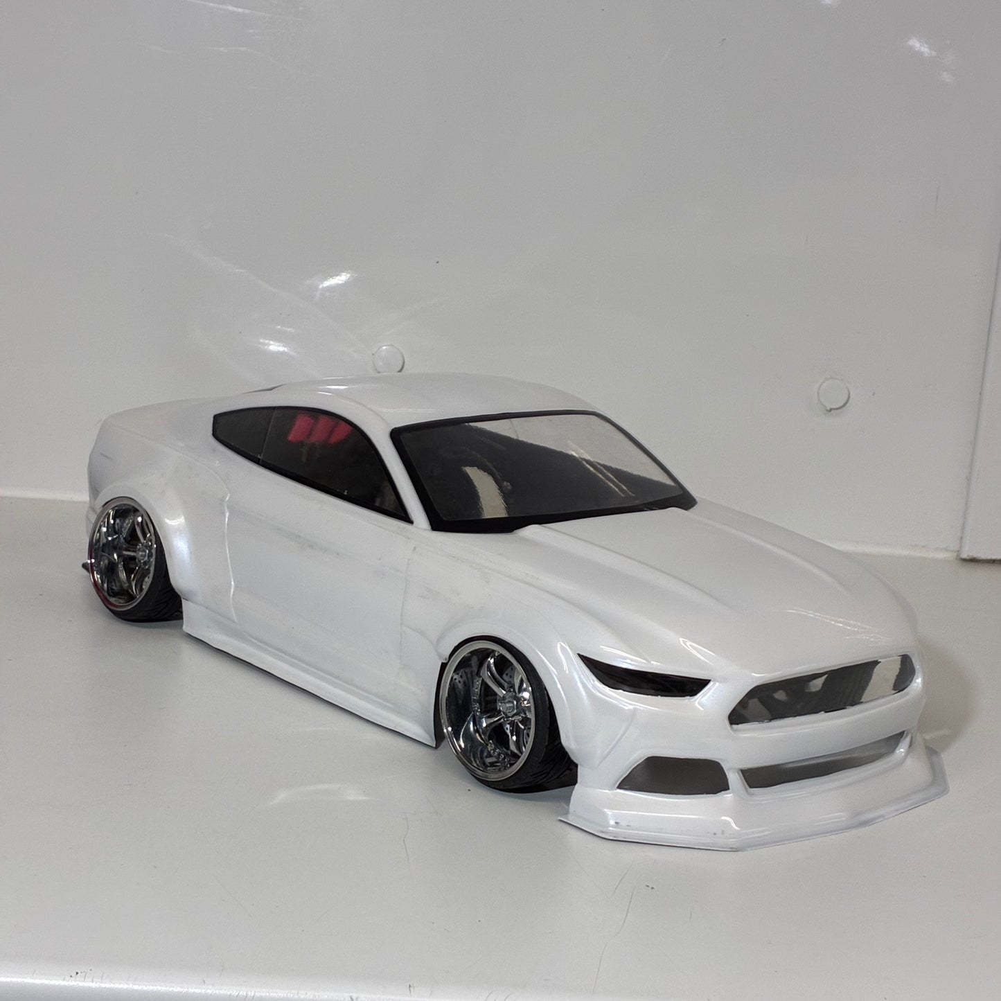 HPI Ford Mustang White Pearl Bodyshell 200+mm Wide