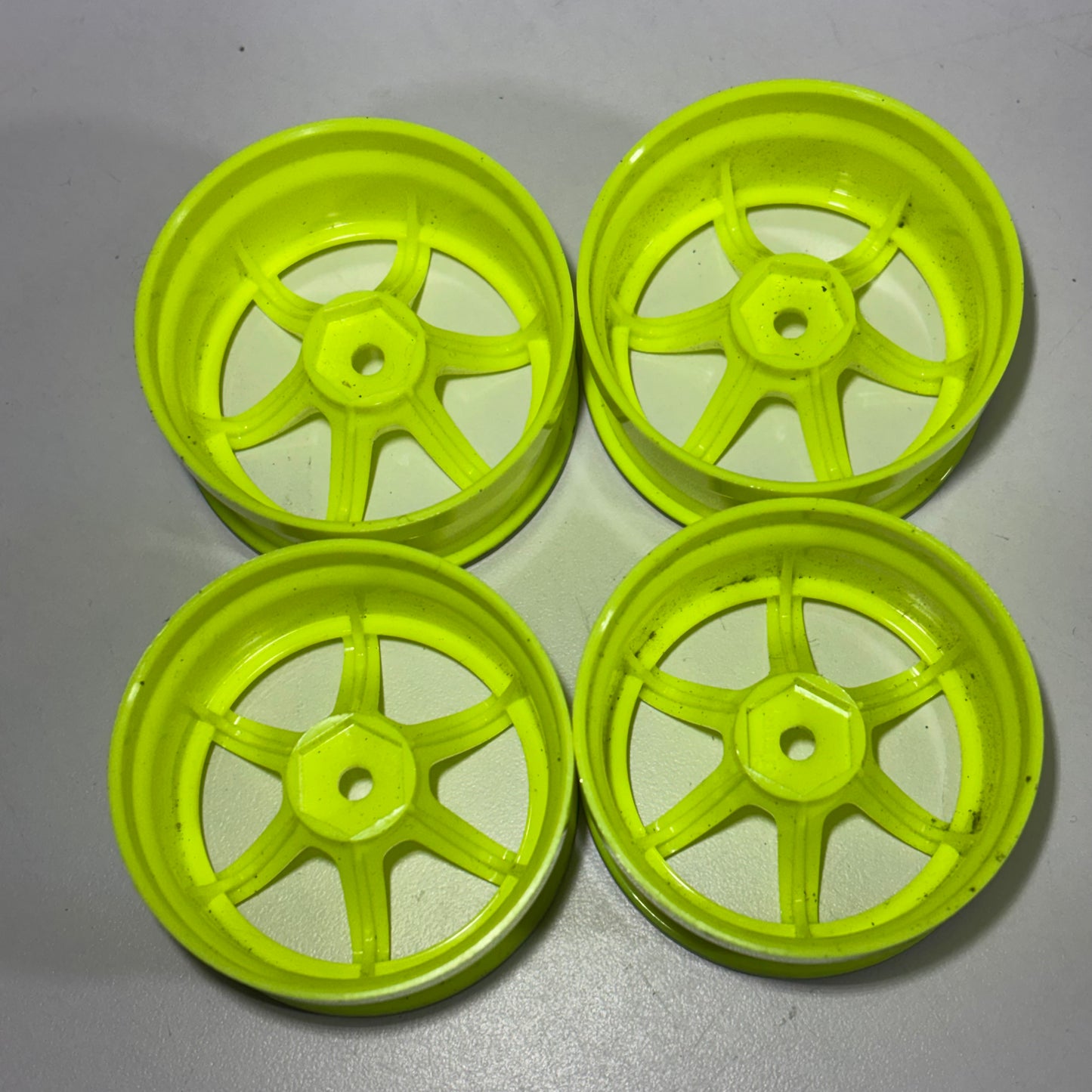 Yokomo Yellow 6mm Offset Wheels
