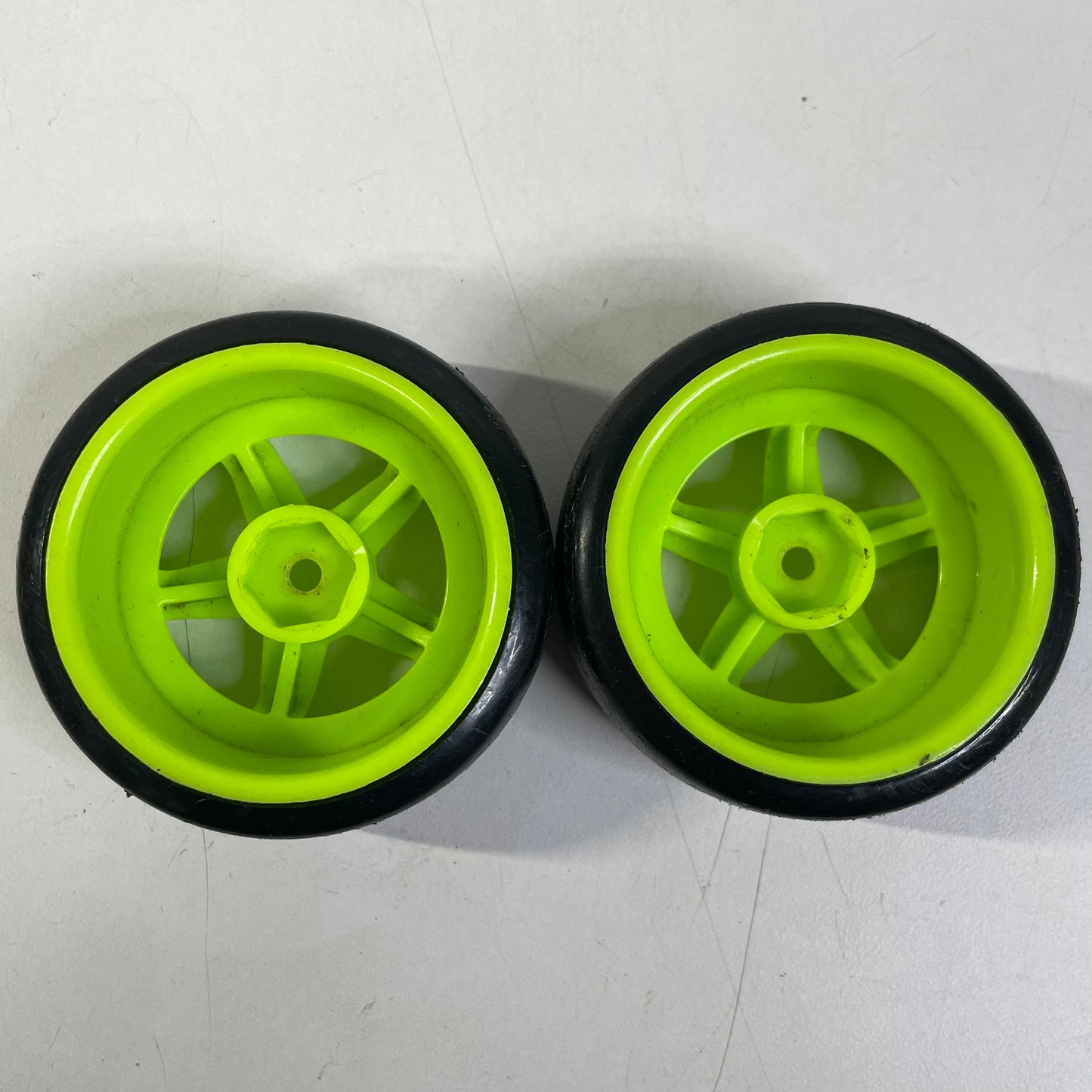 Wheels & Tyres X2