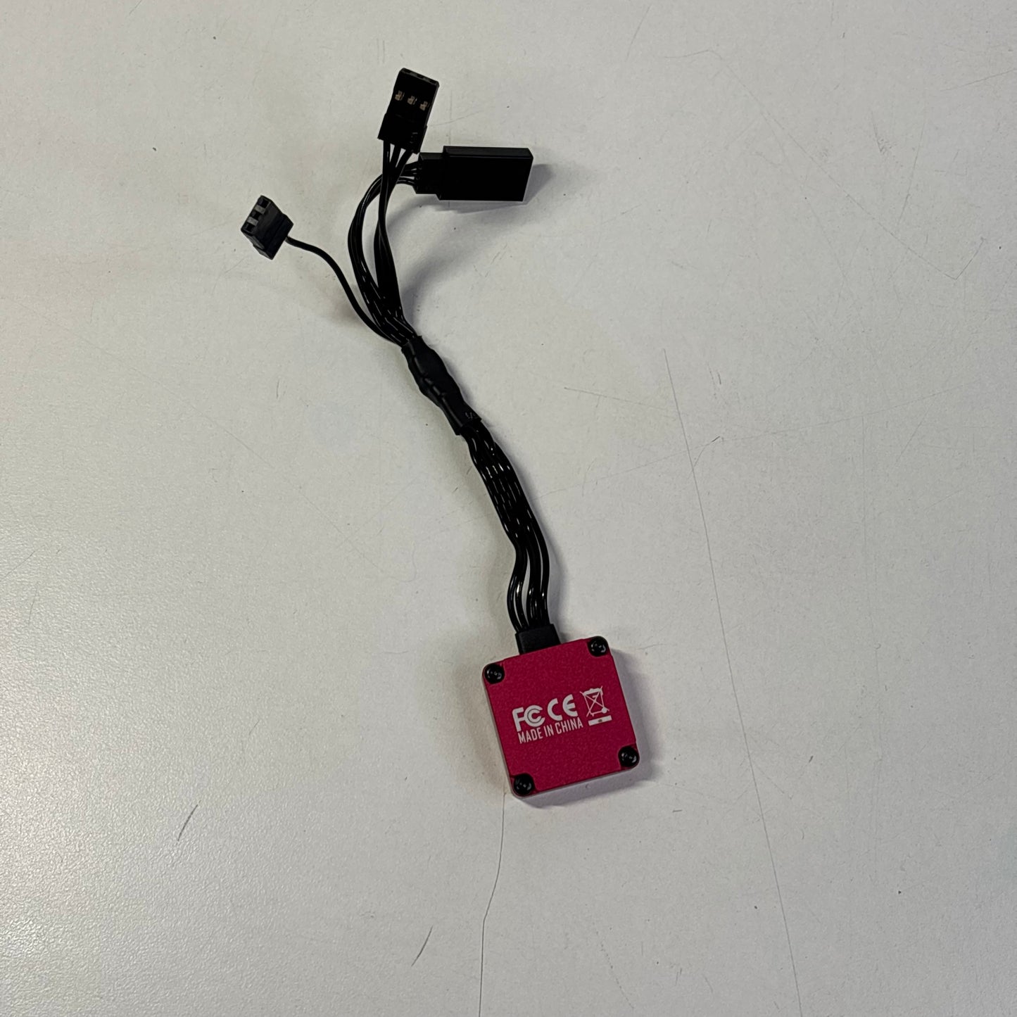 OMG V4 Red Alloy Servo