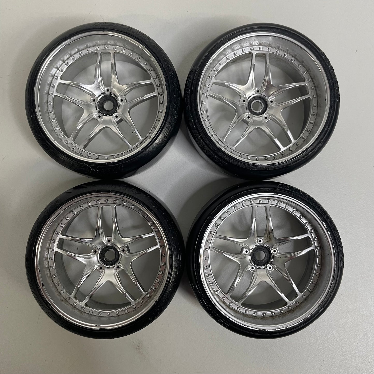 MST Wheels Chrome Offset 8mm DS Racing Tyres