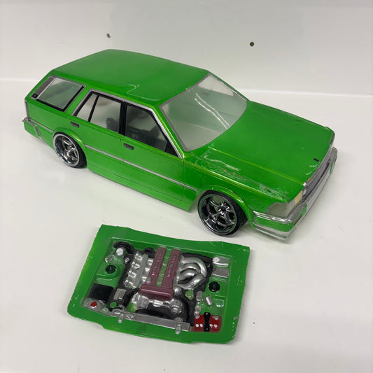 Nissan Cedric Y30 Green Bodyshell With Engine Bay