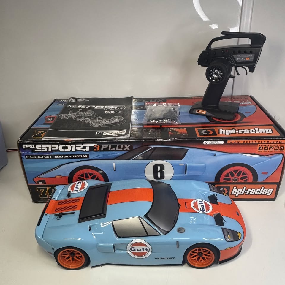 HPI RS4 Sport Ford GT40 Flux Brushless