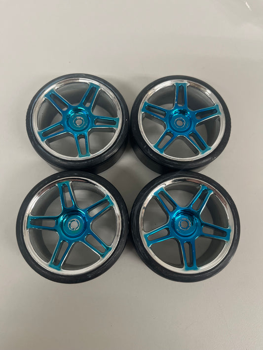 Blue Chrome Wheels With Drift Tyres Offset 0/3