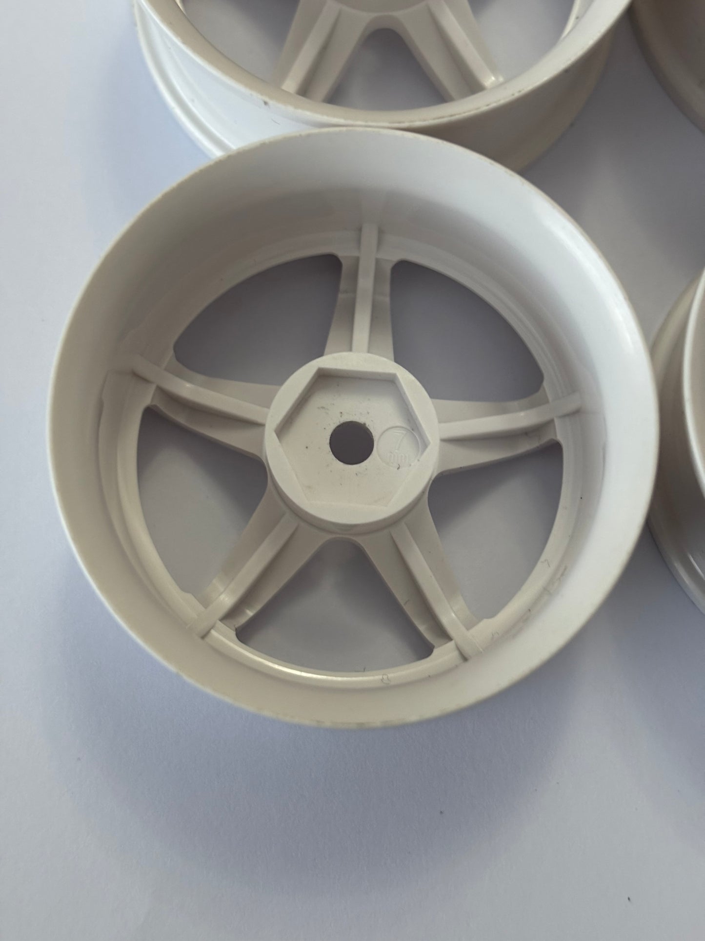 Topline Wheels White Offset 7mm