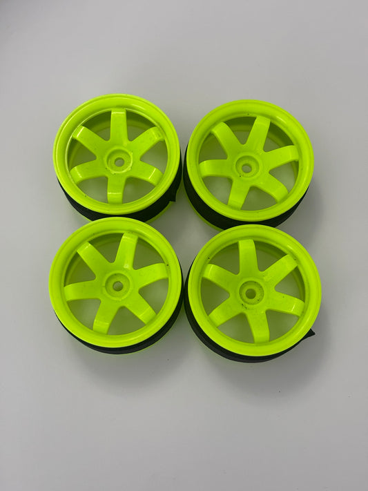 Yellow Wheels Offset 6mm