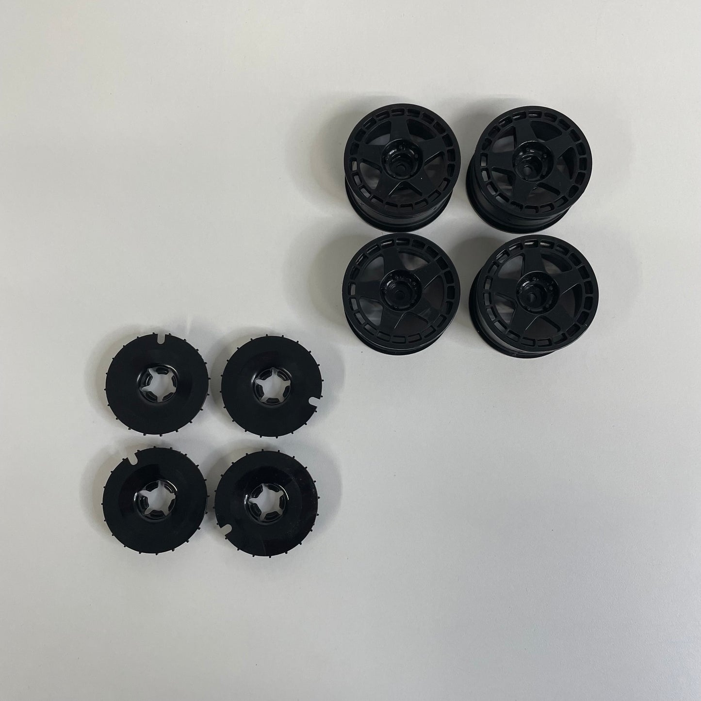 HPI Fifteen52 Black Wheels 6mm Offset Turbo Mac Disc Covers