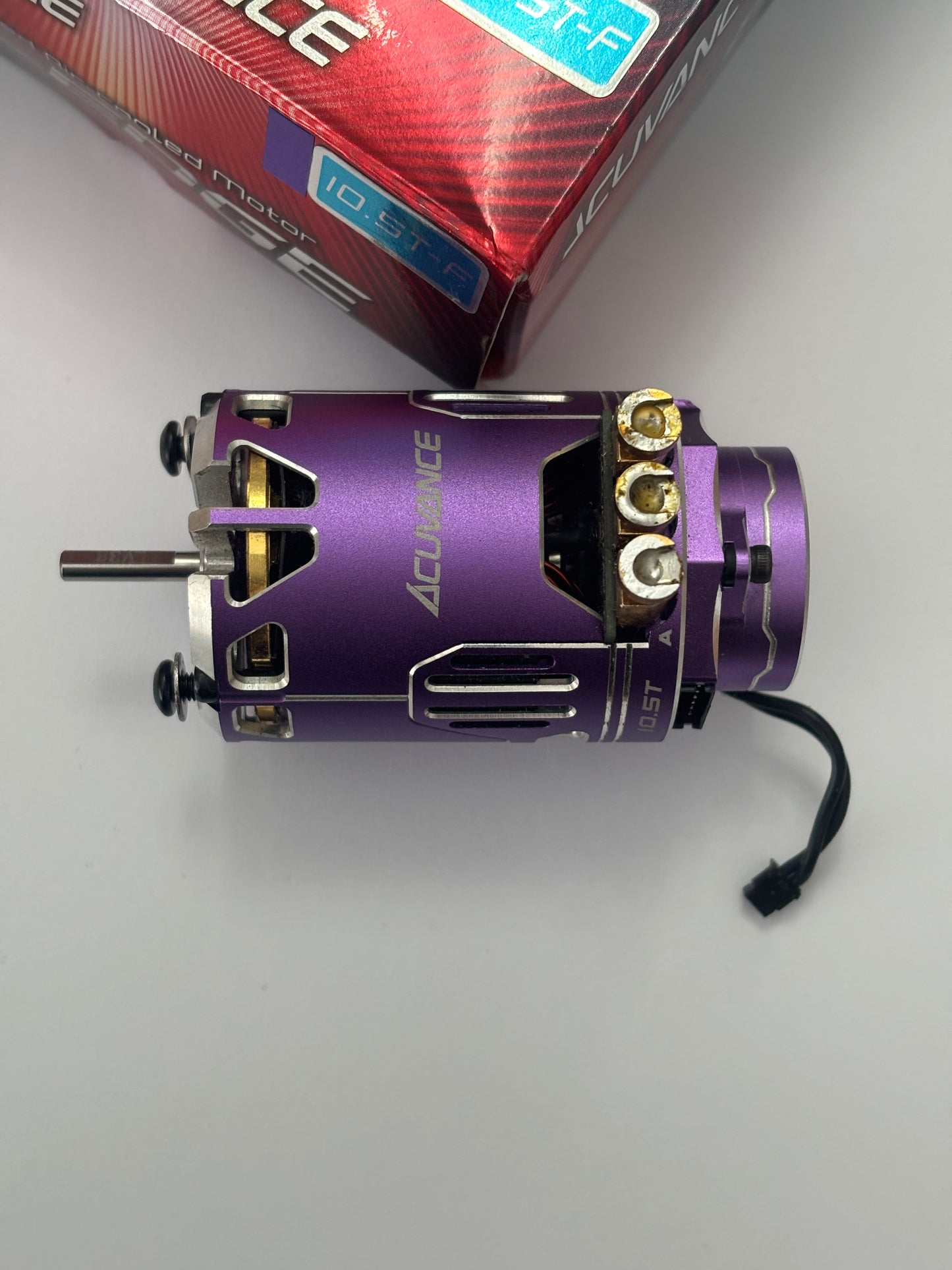 Acuvance Fledge 10.5 Brushless Motor Purple