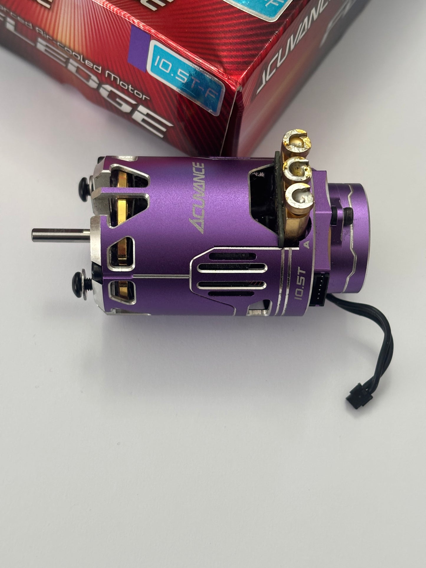 Acuvance Fledge 10.5 Brushless Motor Purple