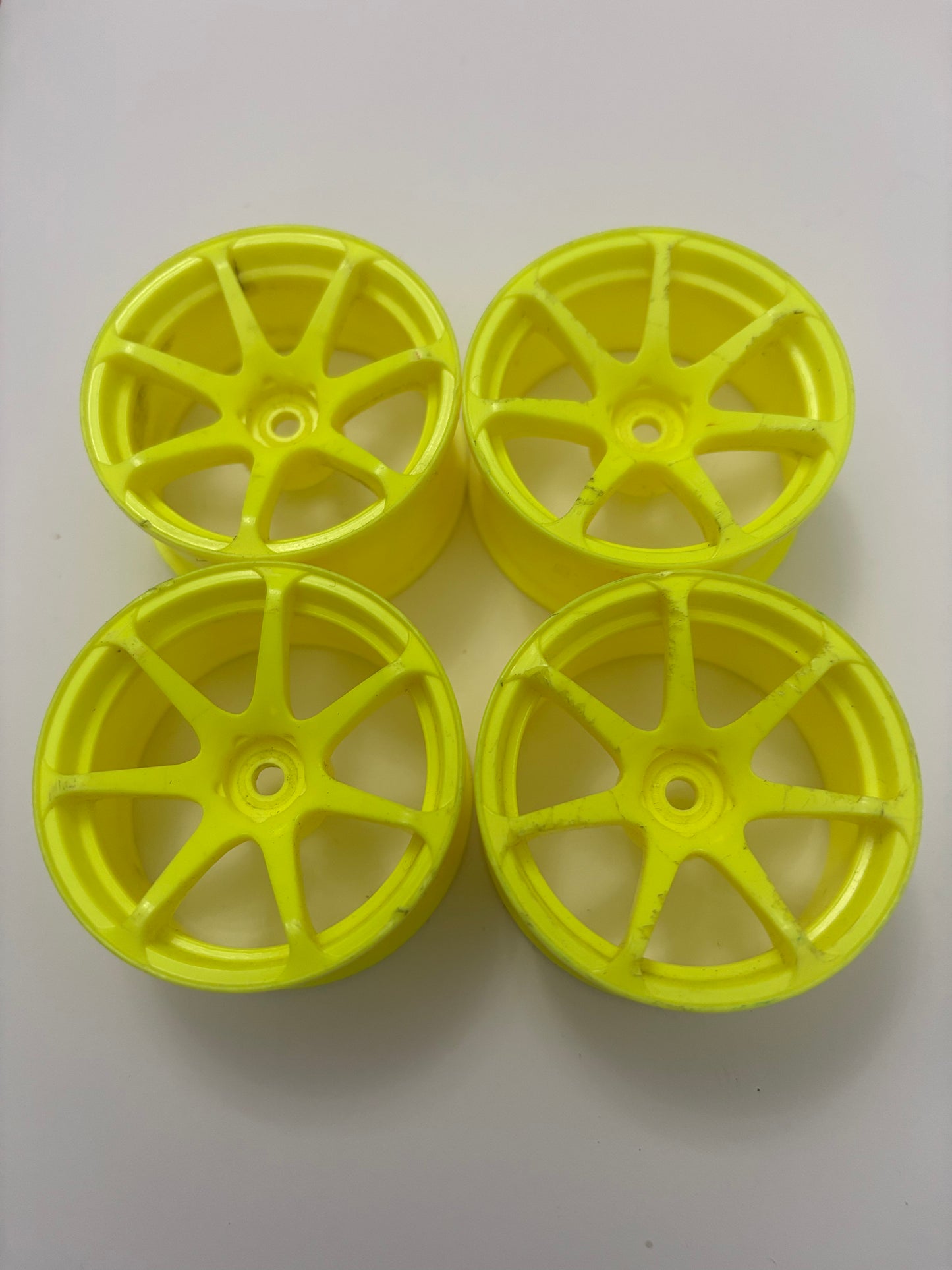 AVS Wheels Yellow Offset 5