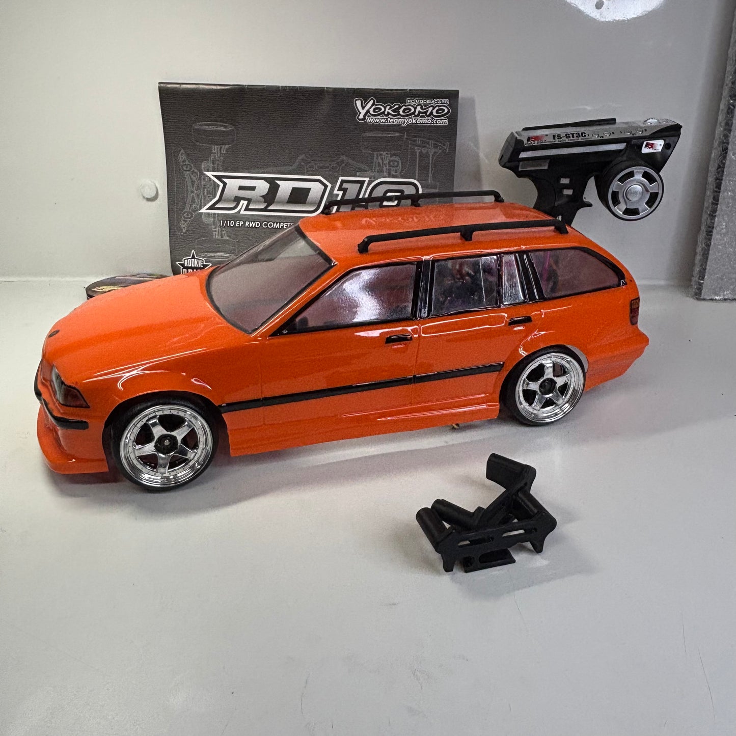 Yokomo RD1.0 RTR Drift Set Up Brushless BMW E36 Touring