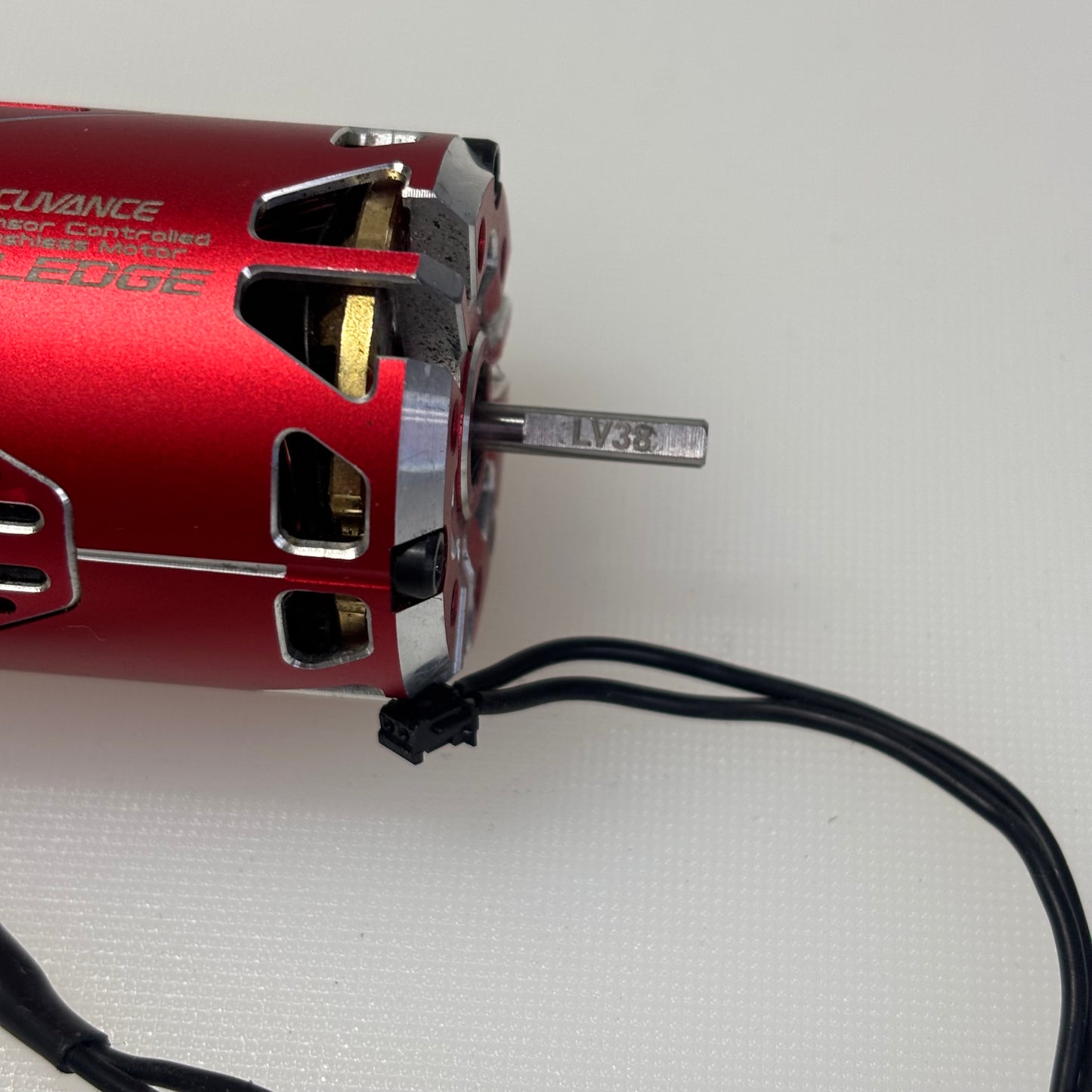 Acuvance Fledge 10.5 Motor Red Brushless Sensored With Fan