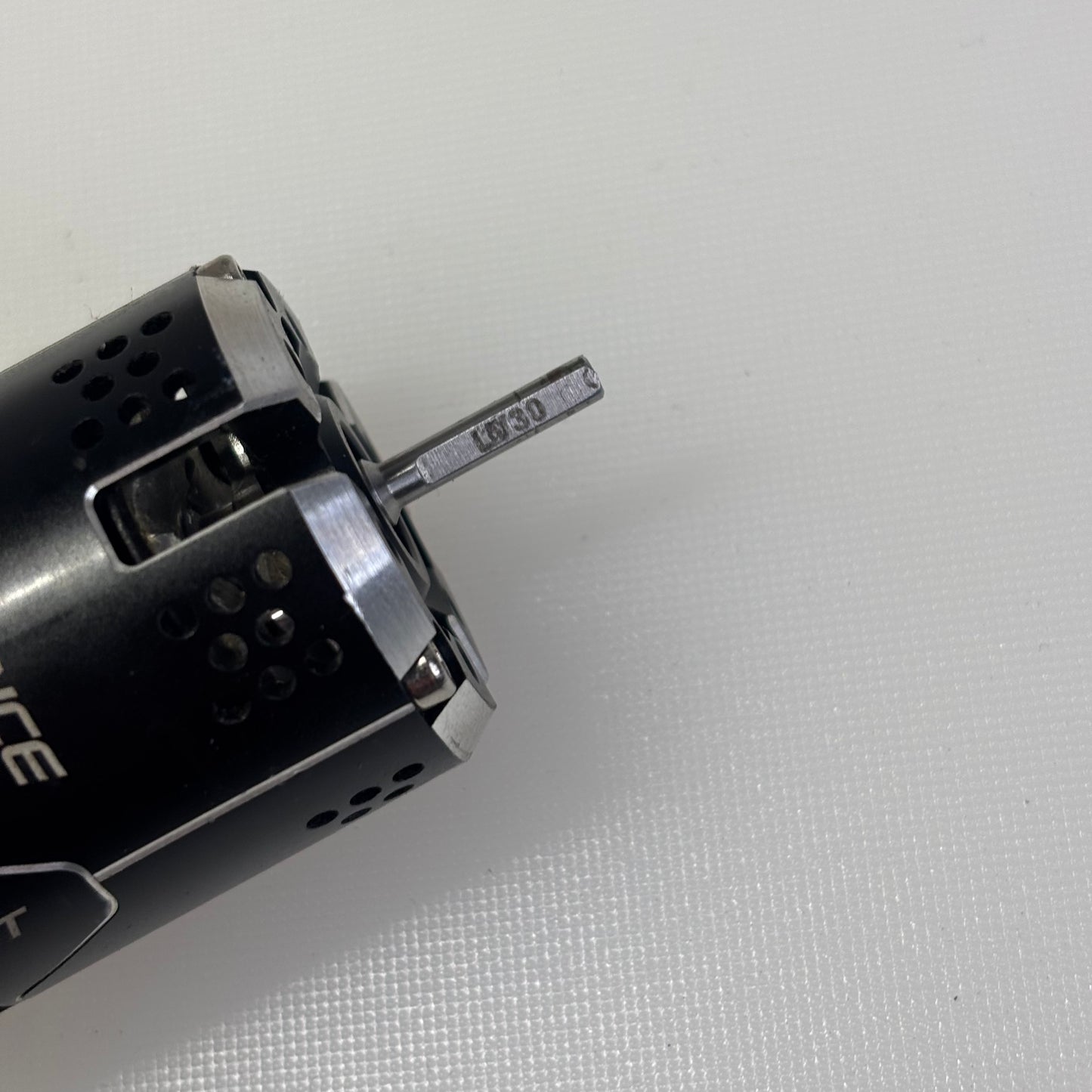 Acuvance Agile 10.5 Black Motor LV30 Rotor