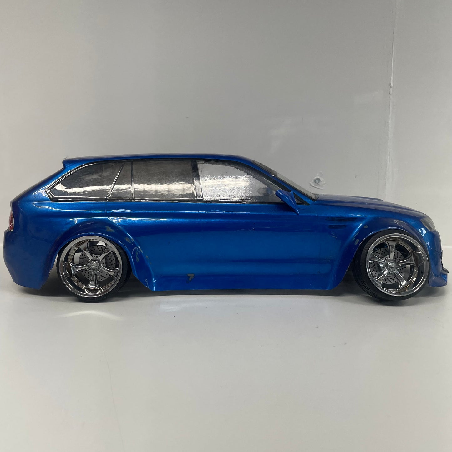 BMW E91 M3 Estate Bodyshell Touring Blue