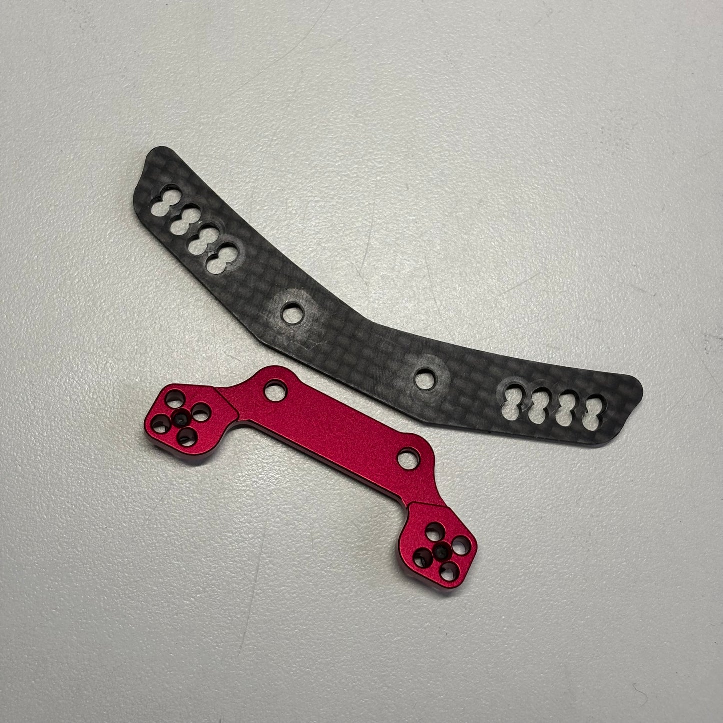 Yokomo Red Alloy Hybrid Carbon Front Upper Arm Holder Shock Tower