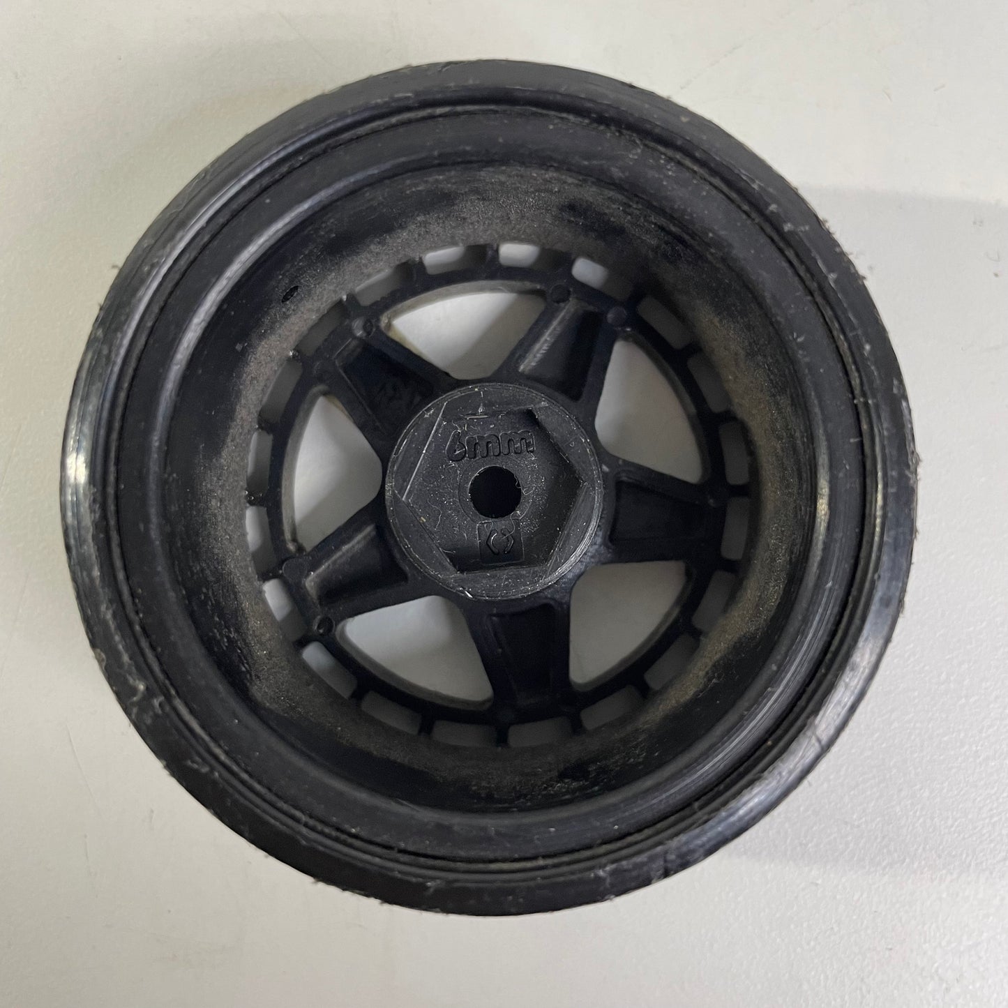 HPI Fifteen52 Wheels & Covers 6mm Offset Black White