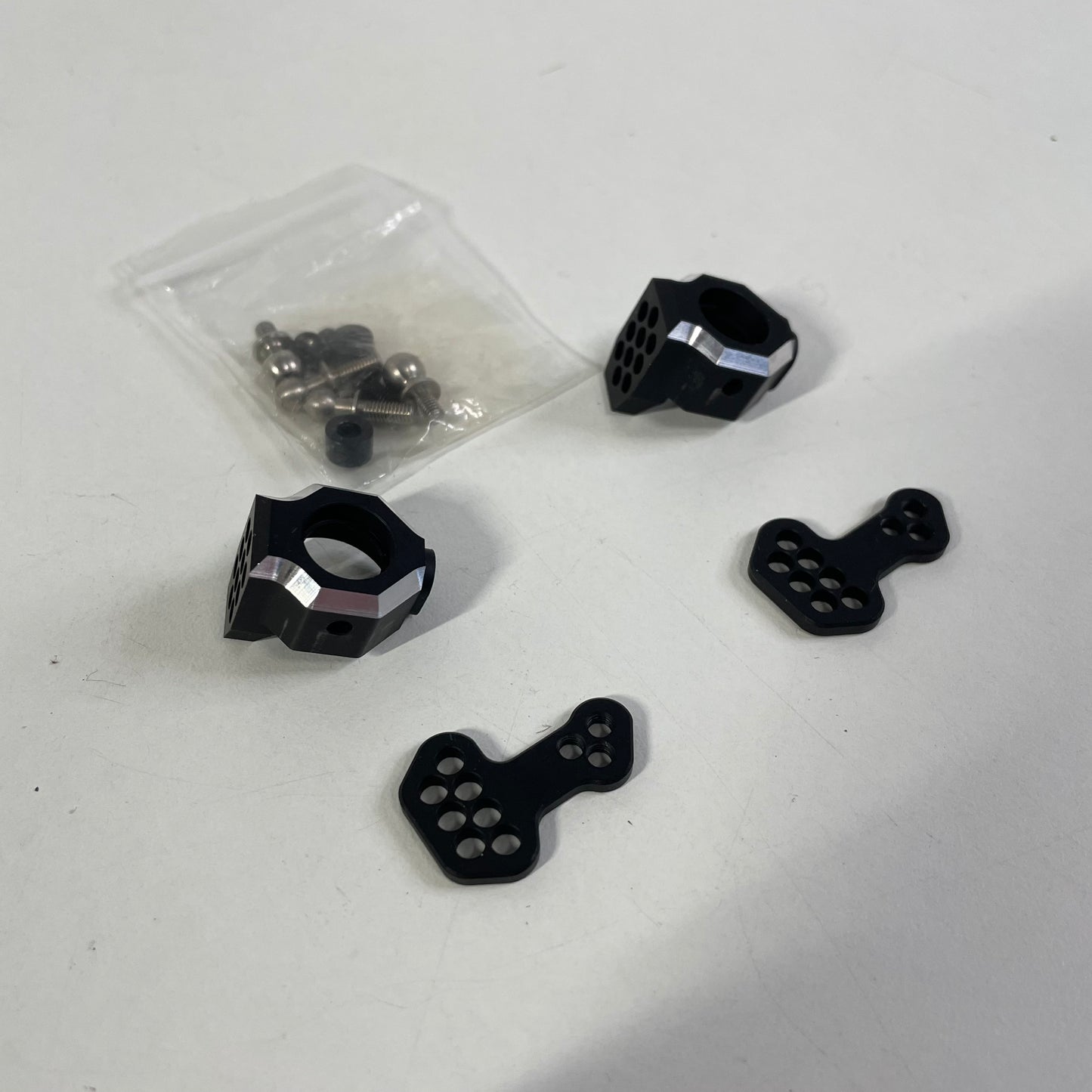 Sakura D3 D4 Rear Hubs Black Alloy