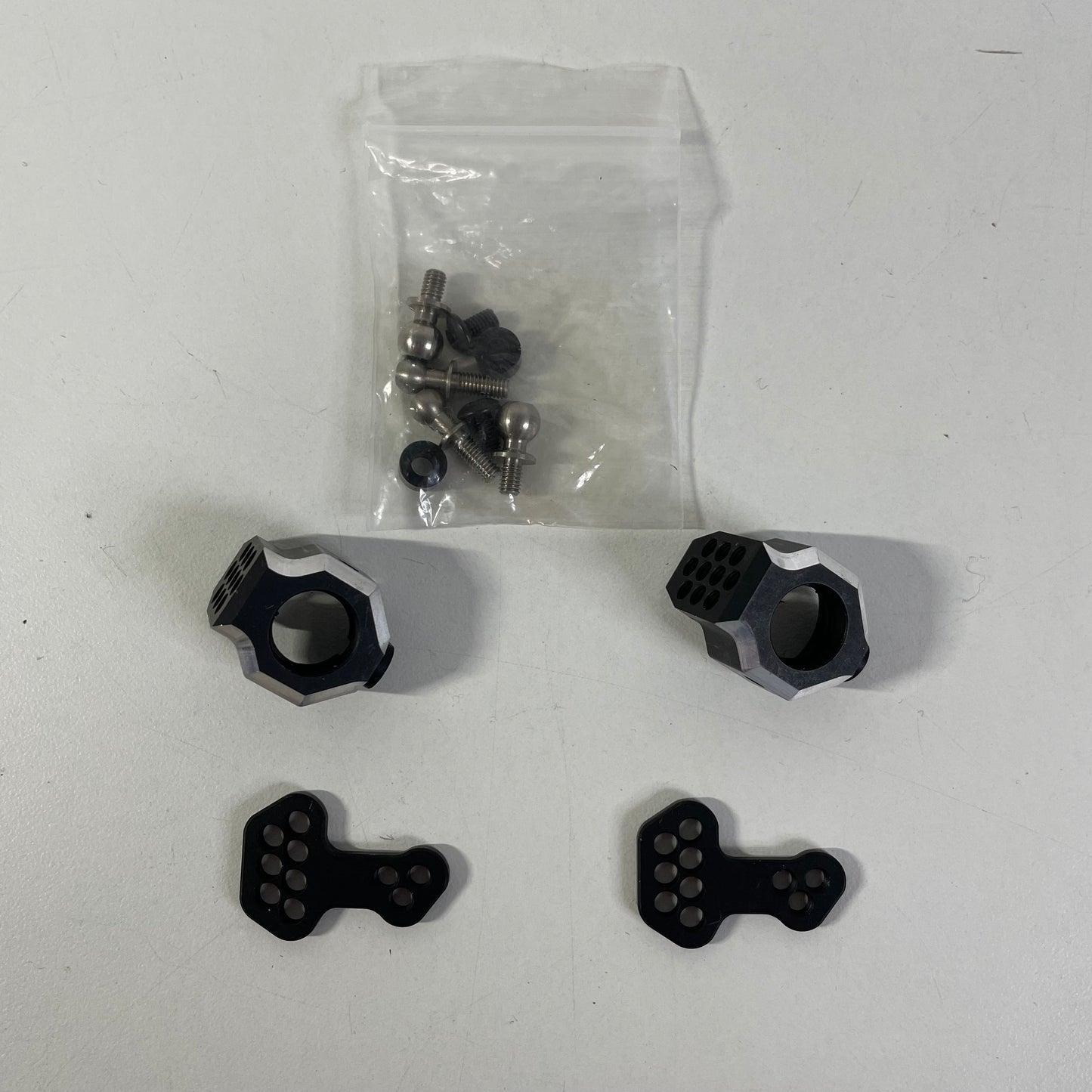 Sakura D3 D4 Rear Hubs Black Alloy