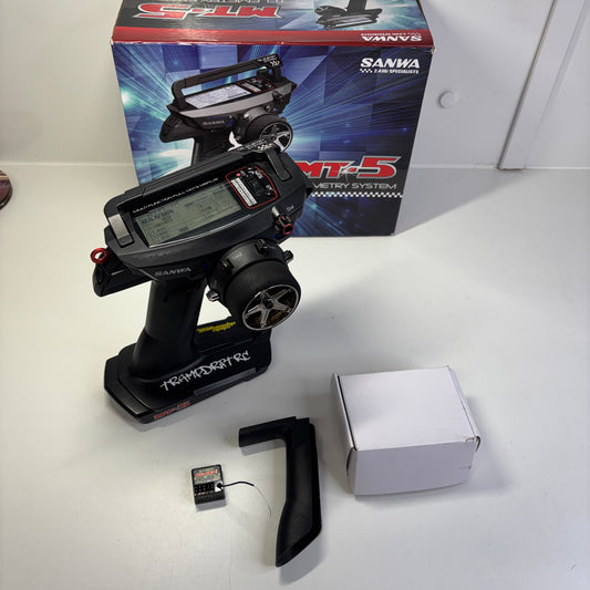 Sanwa MT5 Controller, RX-493i Receiver & Lipo Battery Boxed