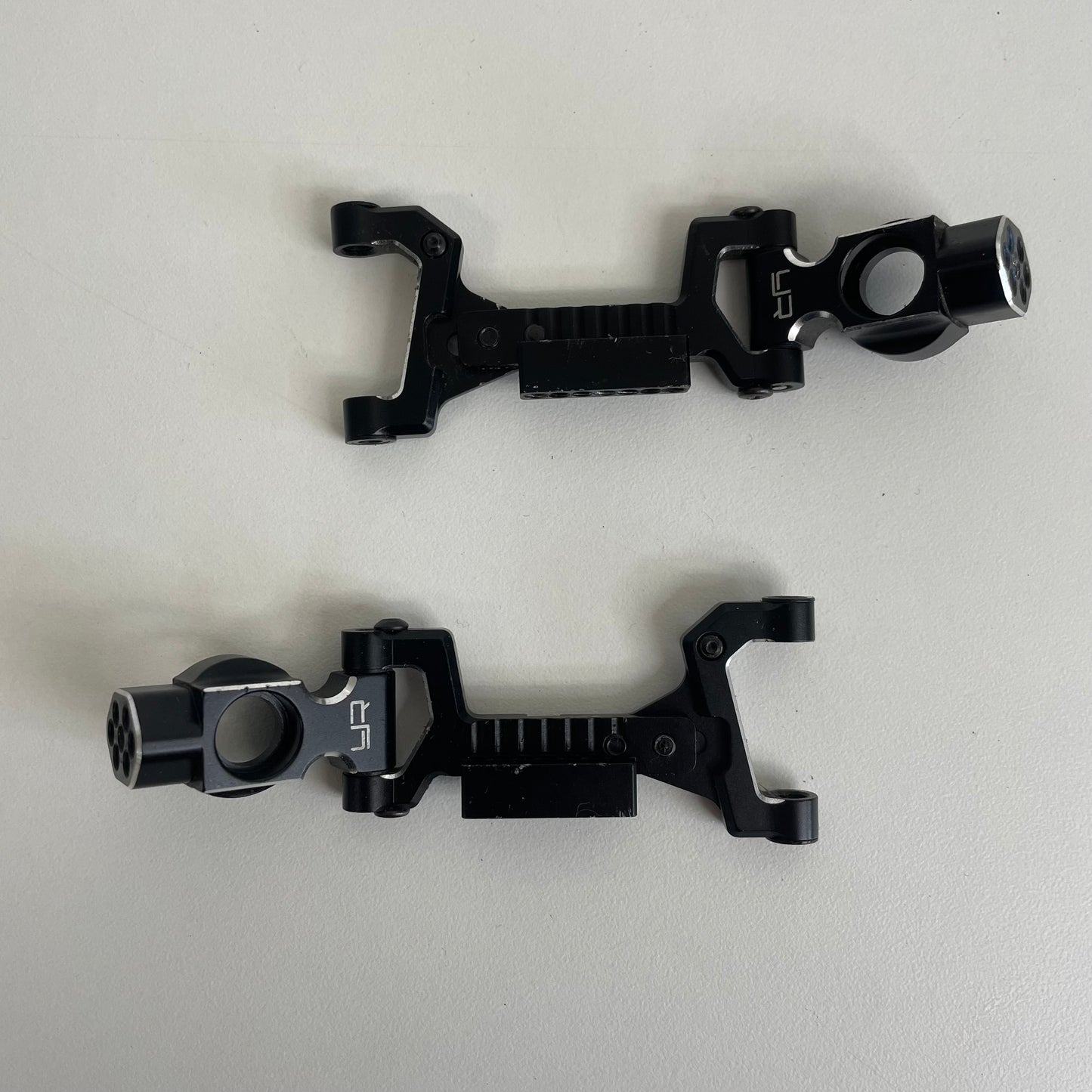 Yeah Racing Rear Alloy Arms & Hubs Adjustable Black