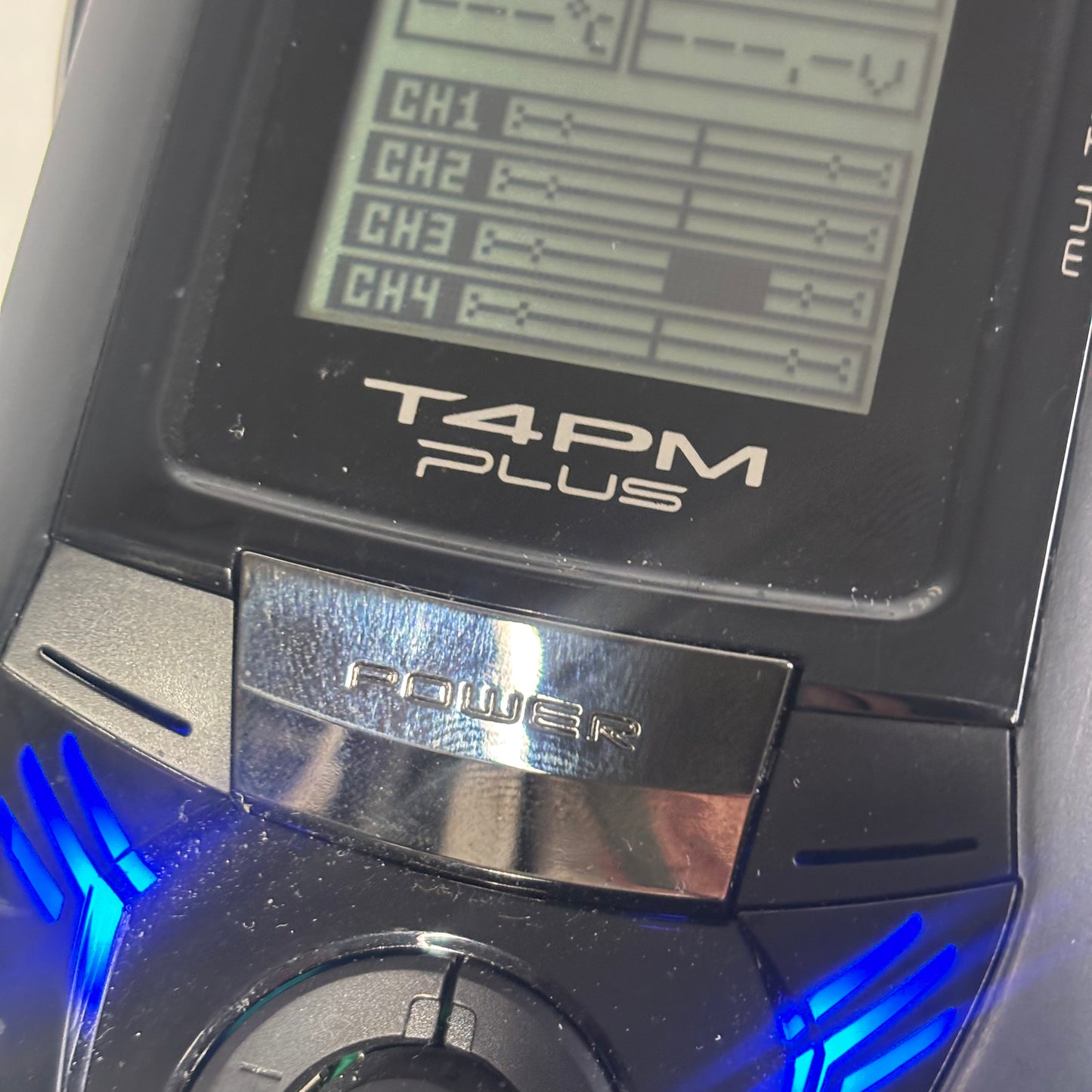 Futaba T4PM + Plus Controller & R334SBS Receiver