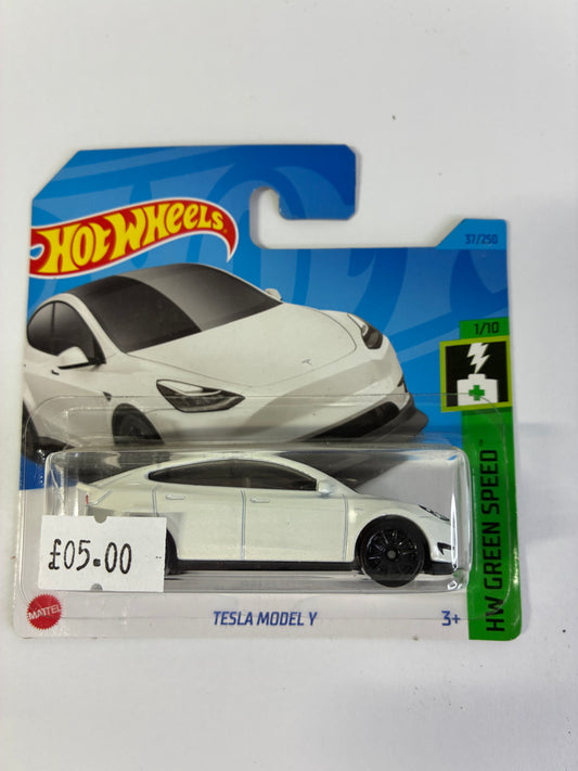 Hot Wheels TESLA MODEL Y