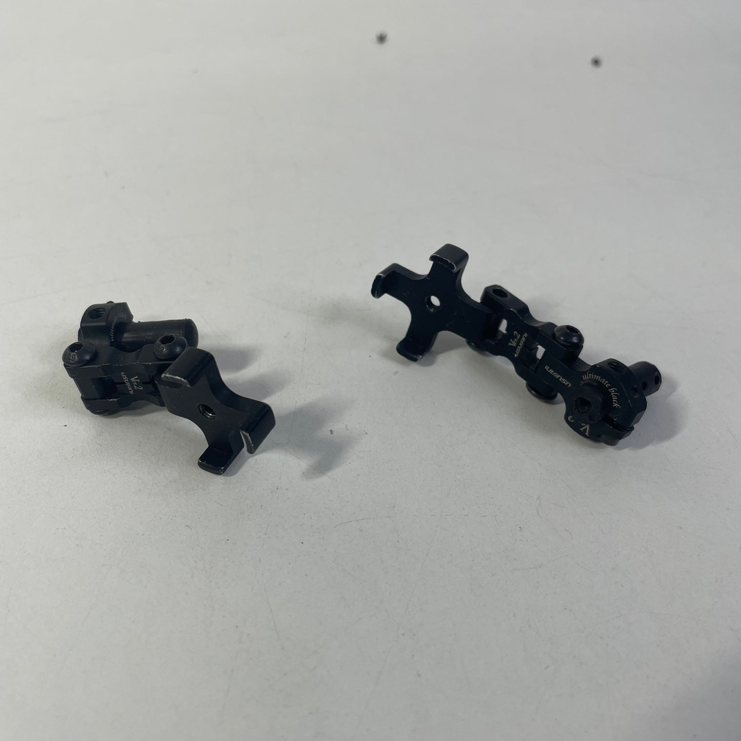 Usukani Black Alloy Magnet Body Mounts