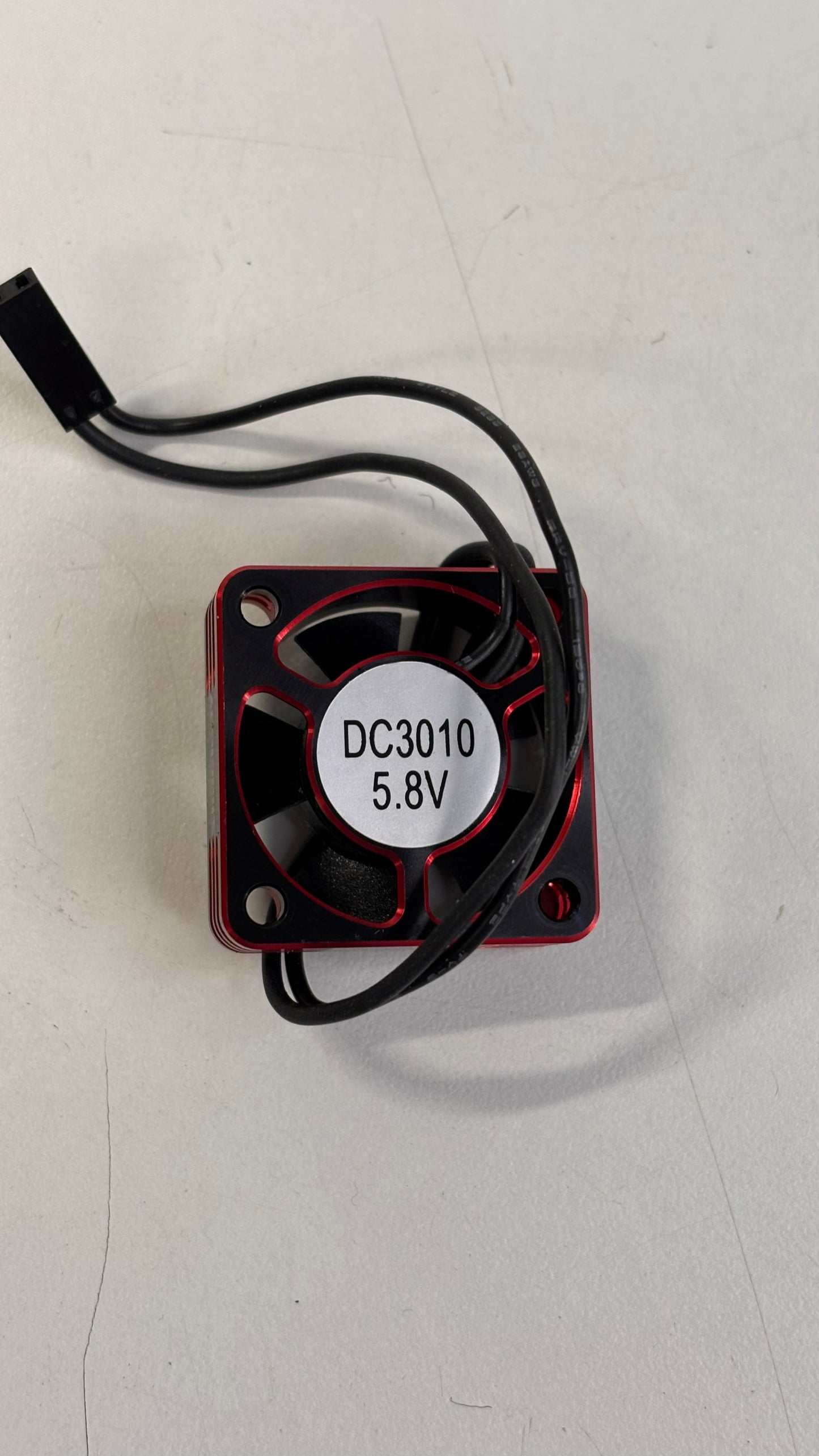 Slideogy Red & Black Alloy Fan