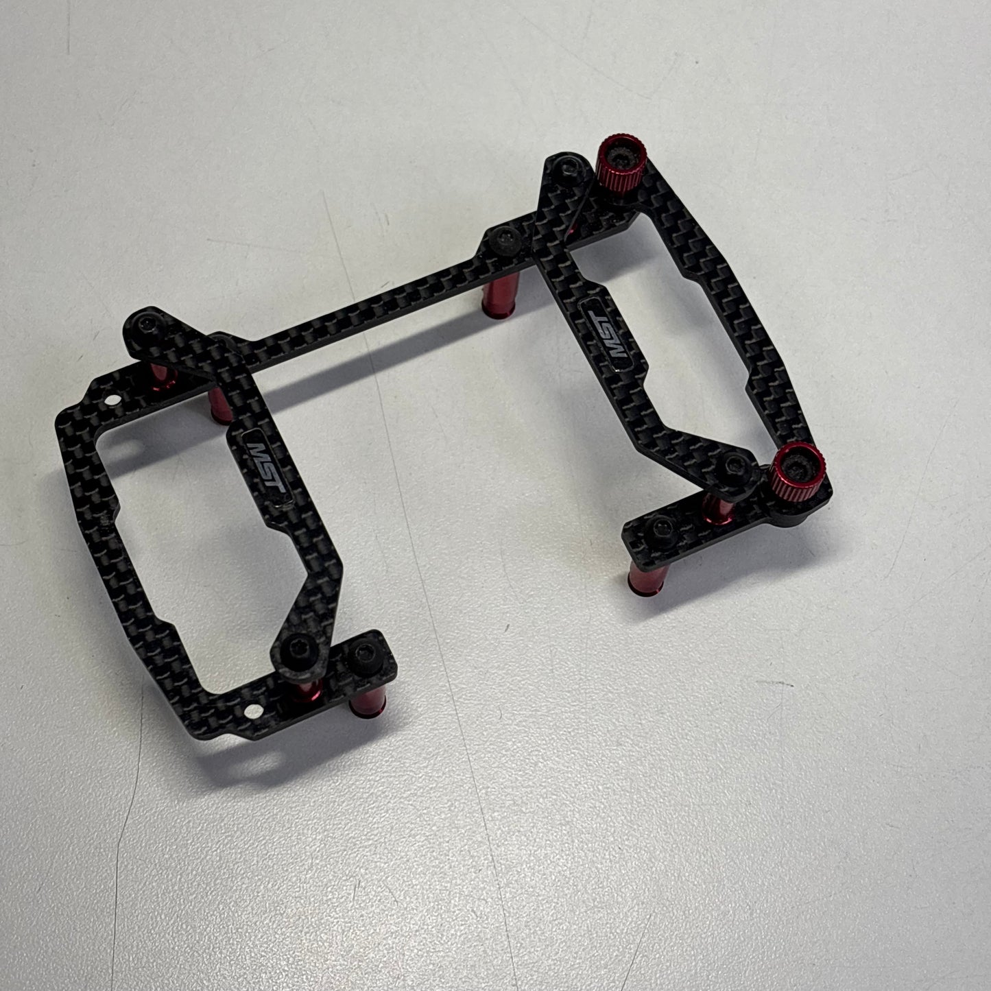 MST RMX 2.0 2.5 Carbon Battery Holder Red
