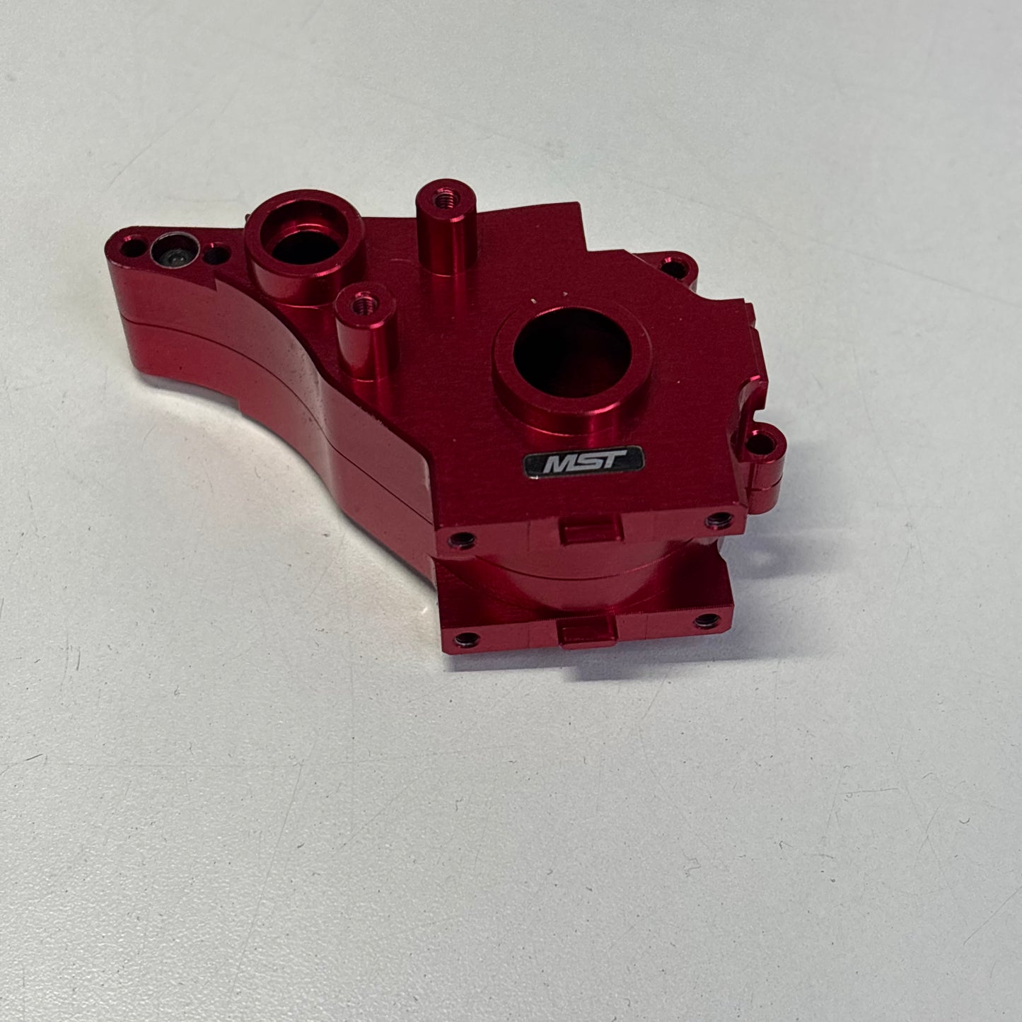 MST RMX 2.5 Red Spur Style Alloy Gearbox Case
