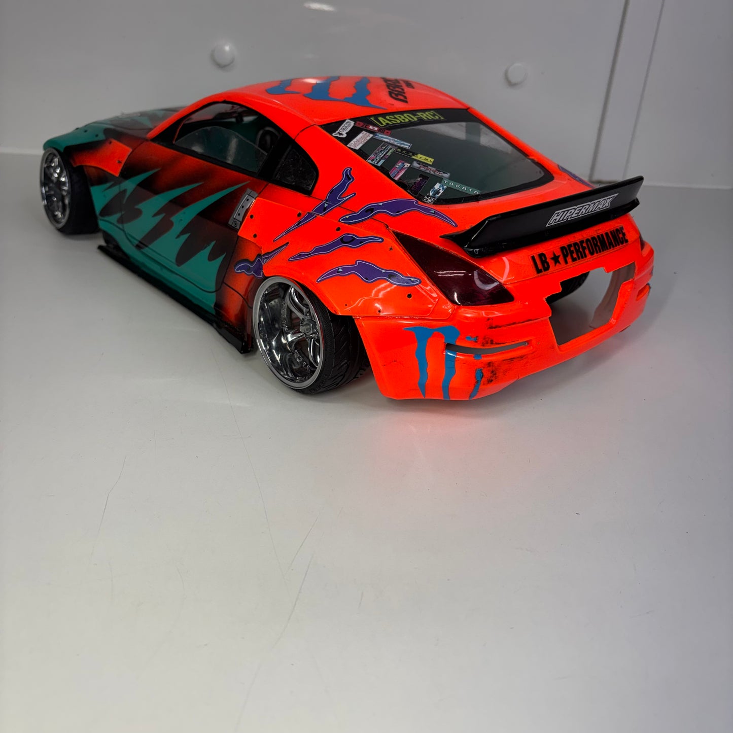 Nissan 350Z Widebody Bodyshell Green And Orange