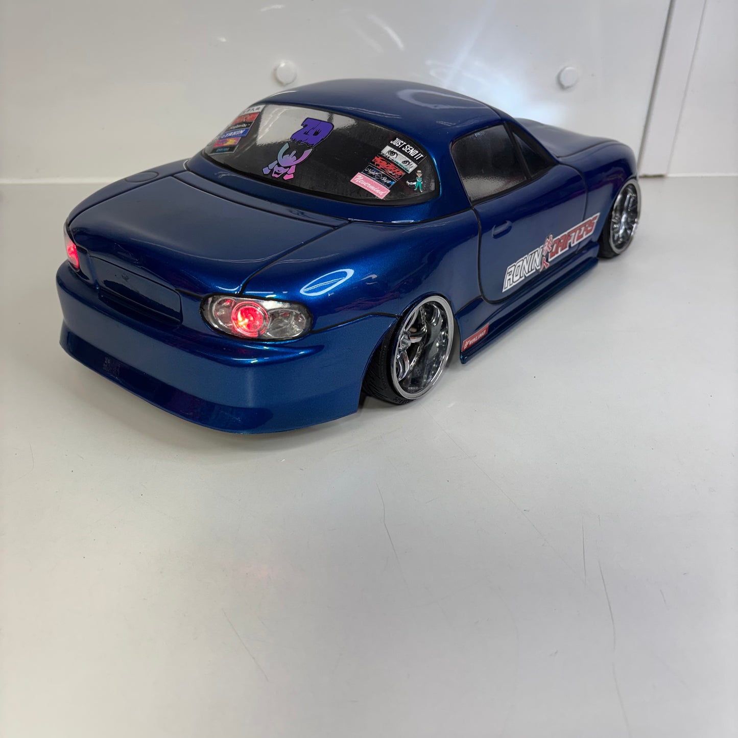 Mazda MX5 Blue Bodyshell & LED Set