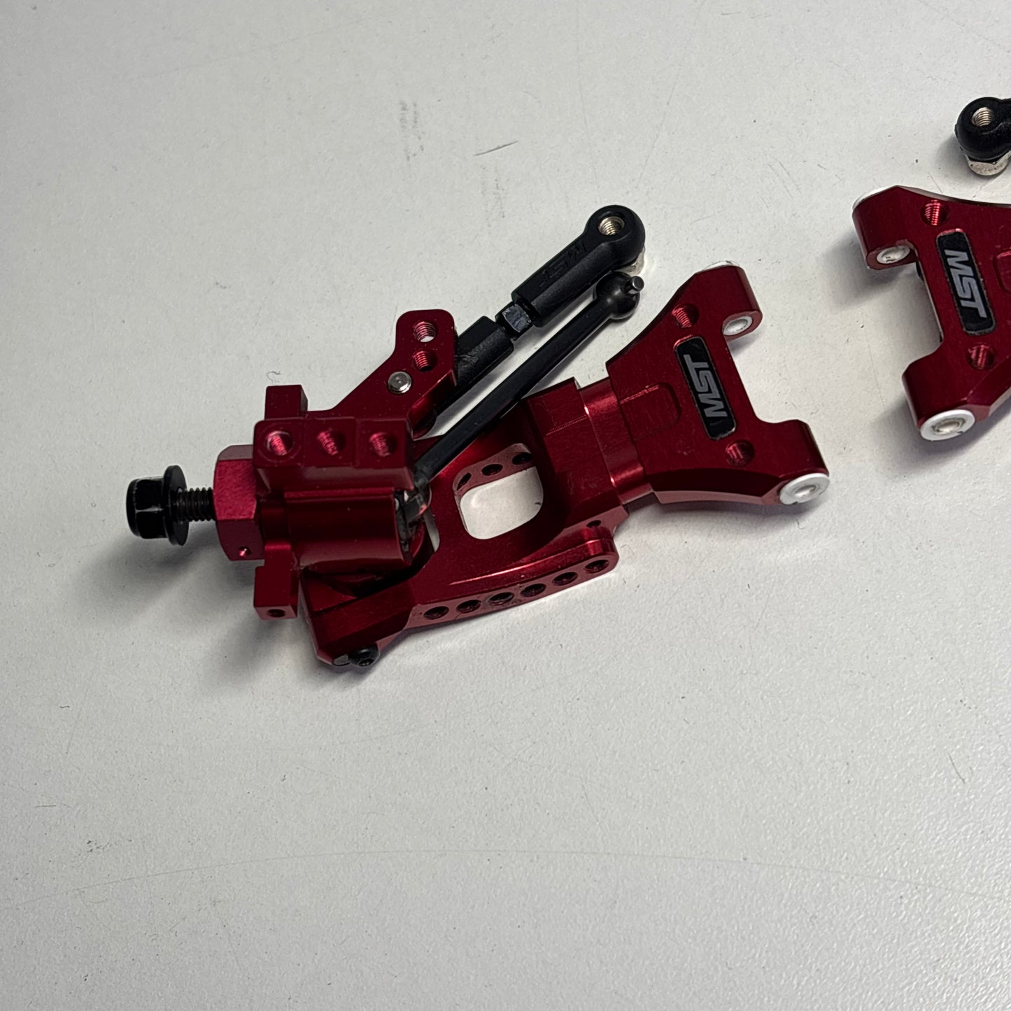 MST RMX 2.0 2.5 Red Alloy MB Rear Arm Kit