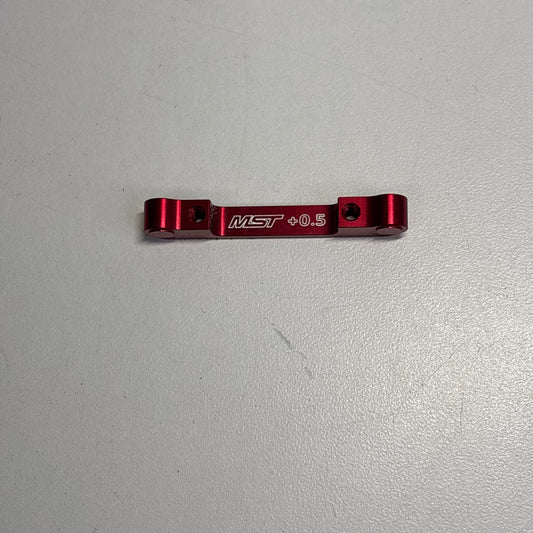 MST RMX Red Alloy Suspension Mount +0.5