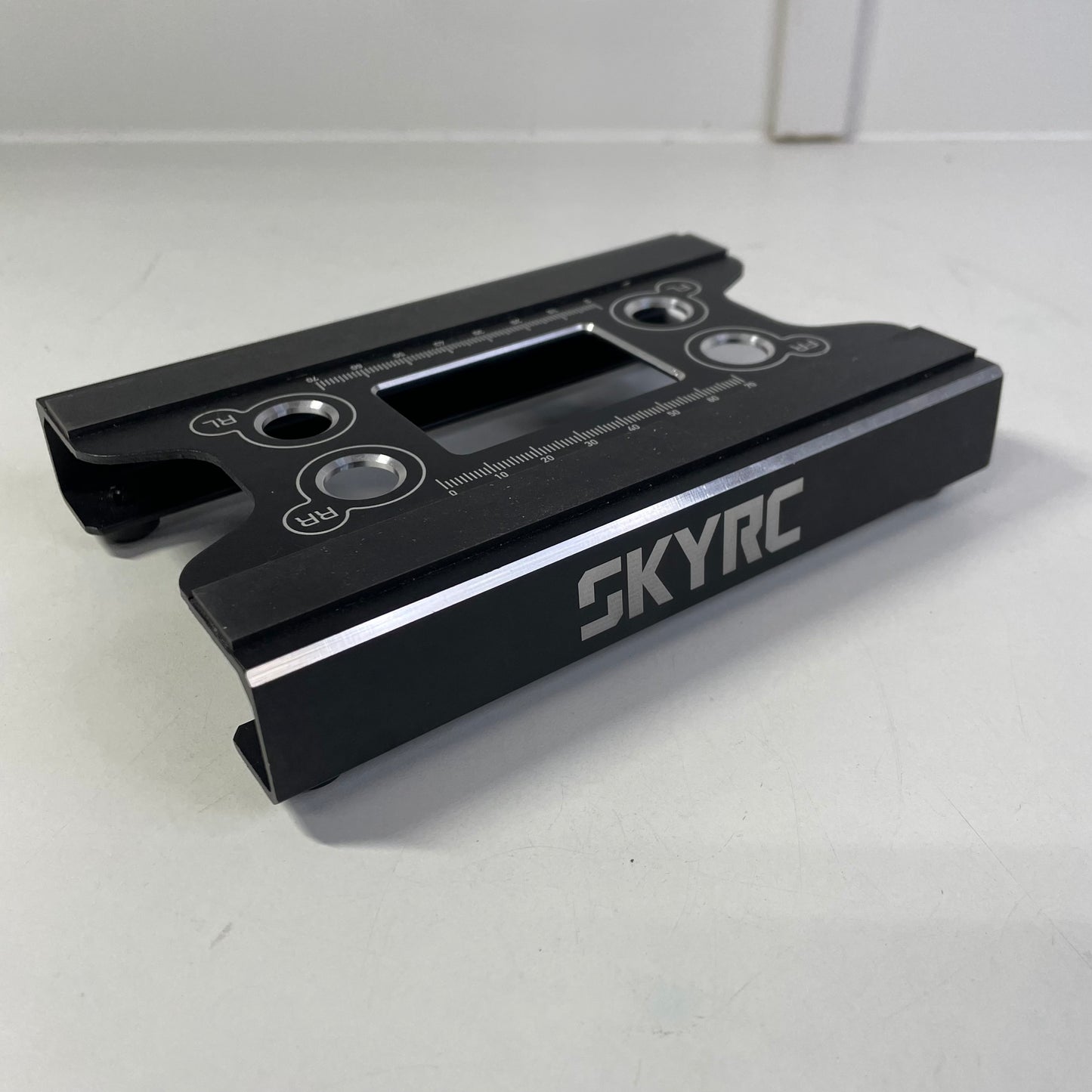 SkyRC Tool Stand Chassis Shock Holder