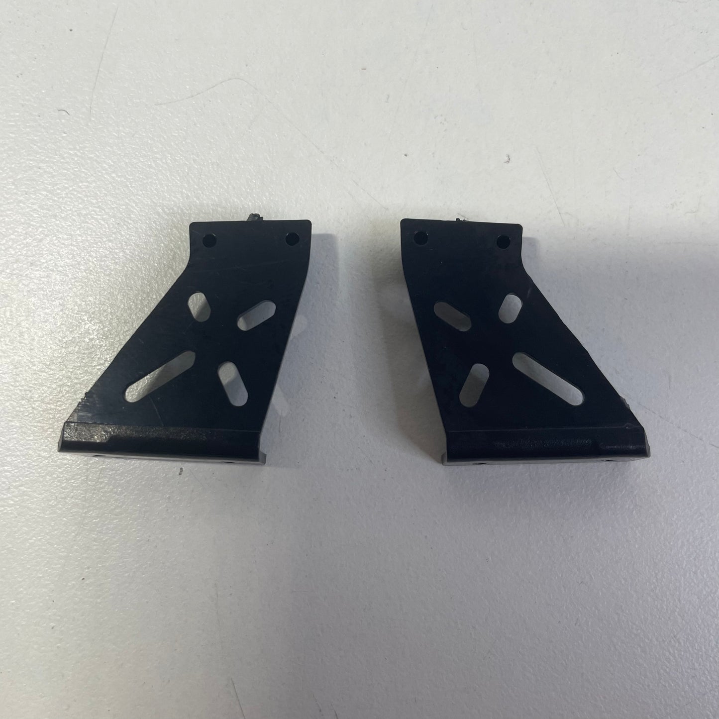 Spoiler Mounts