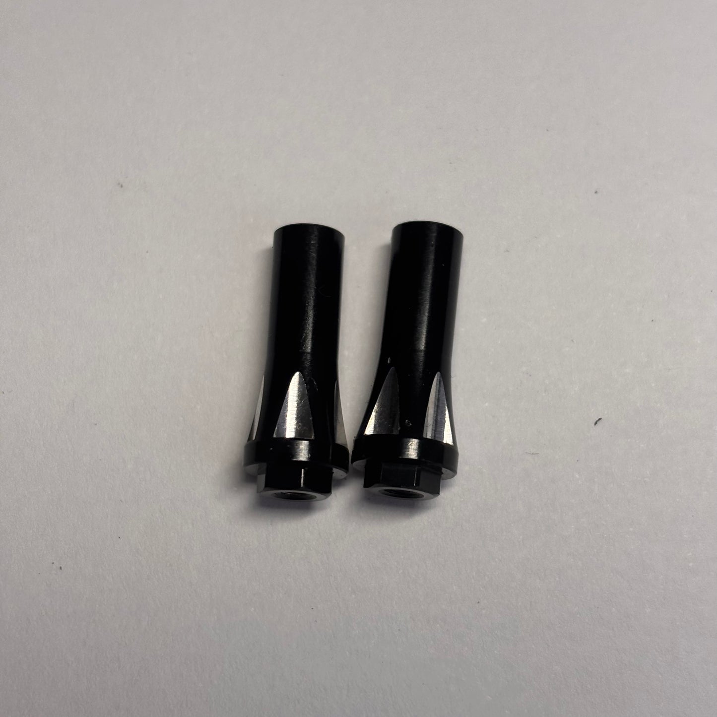 Reve D Front Body Mount Posts Black Alloy