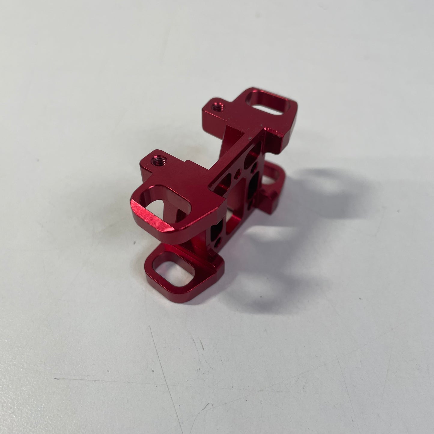 MST RMX 2.0 2.5 Upper Arm Holder Red Alloy
