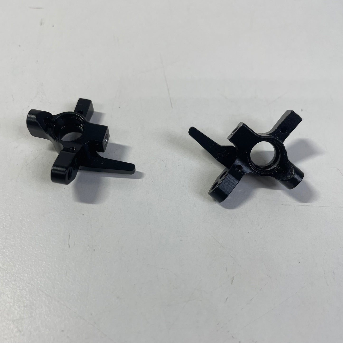 Yeah Racing MST RMX Knuckles Black Alloy