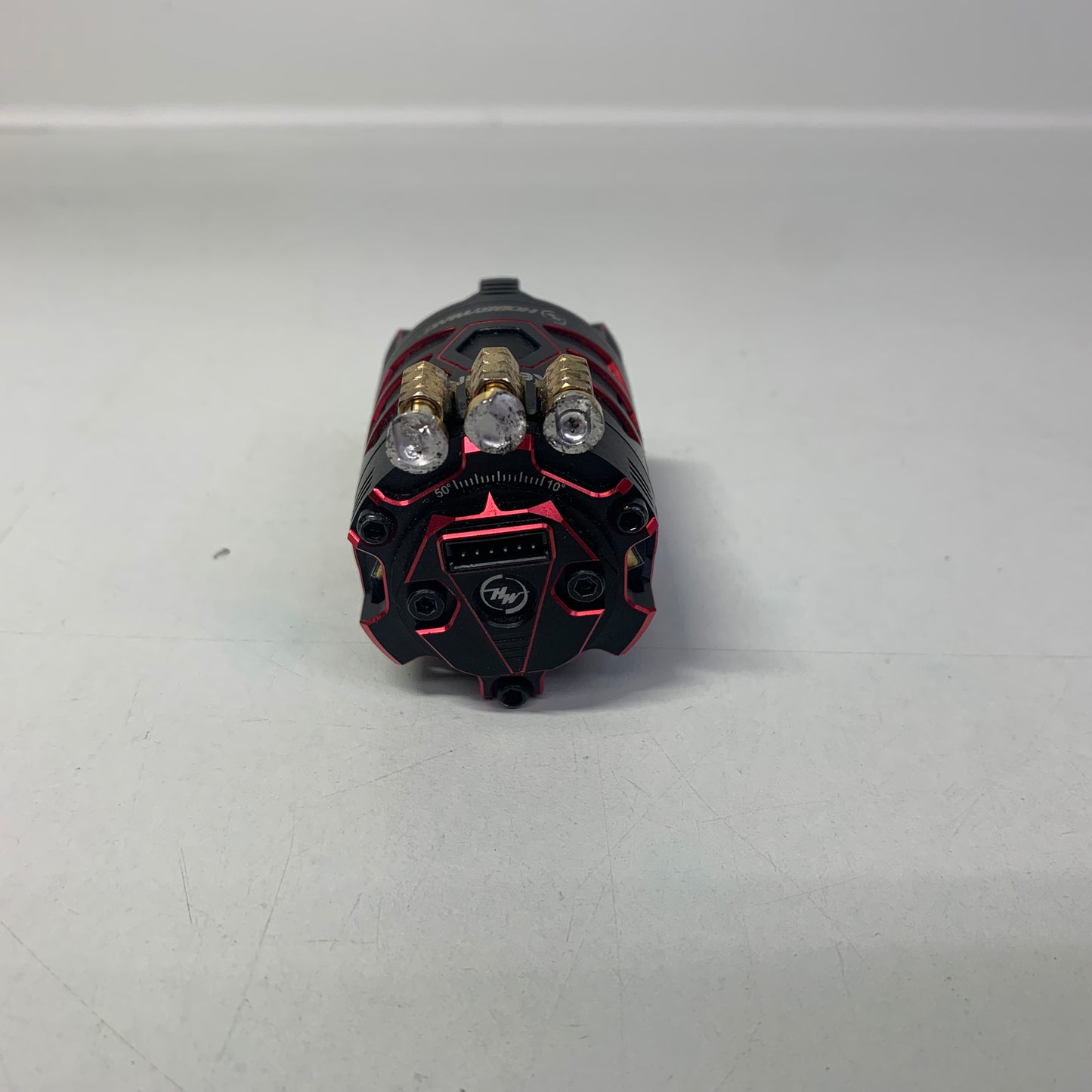 Hobbywing D10 Brushless Motor 10.5 In Built Fan Red