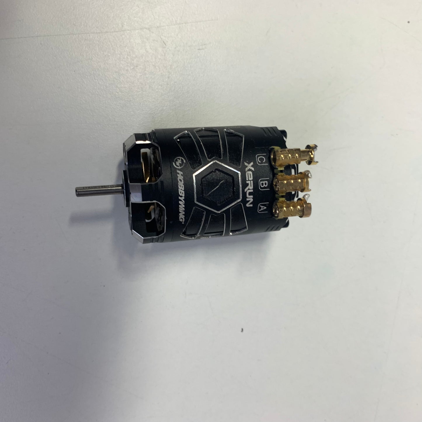 Hobbywing D10 Brushless Motor 10.5 In Built Fan Black